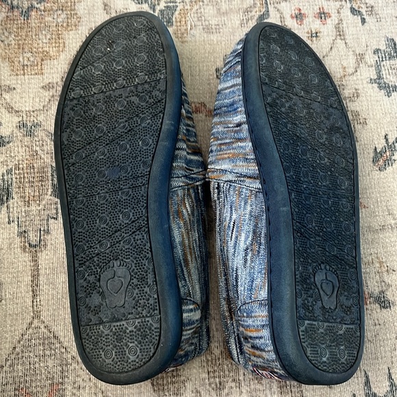 Size 9W BOBS - Picture 5 of 5